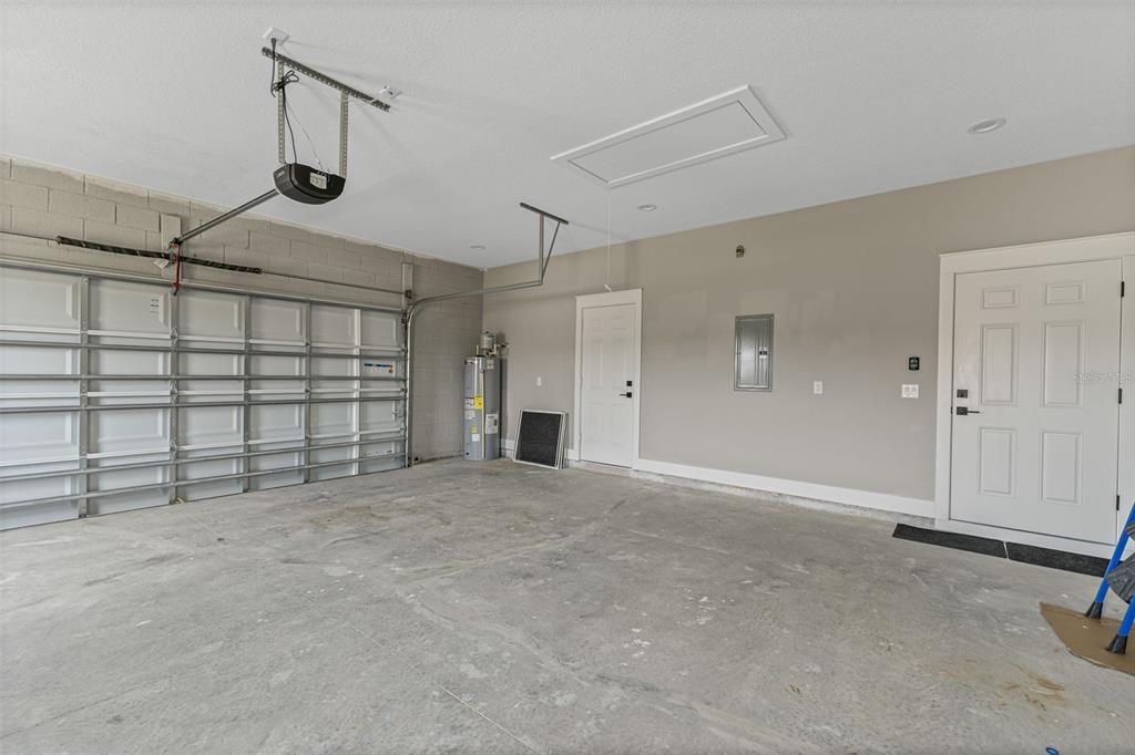 For Sale: $394,900 (3 beds, 2 baths, 1800 Square Feet)