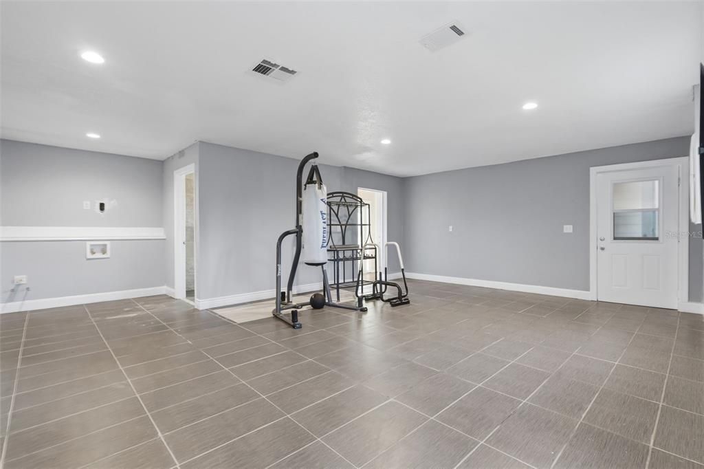 En Venta: $1,299,000 (8 camas, 5 baños, 6494 Pies cuadrados)