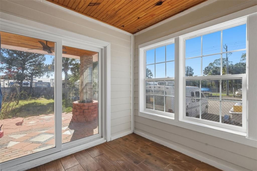 En Venta: $1,299,000 (8 camas, 5 baños, 6494 Pies cuadrados)