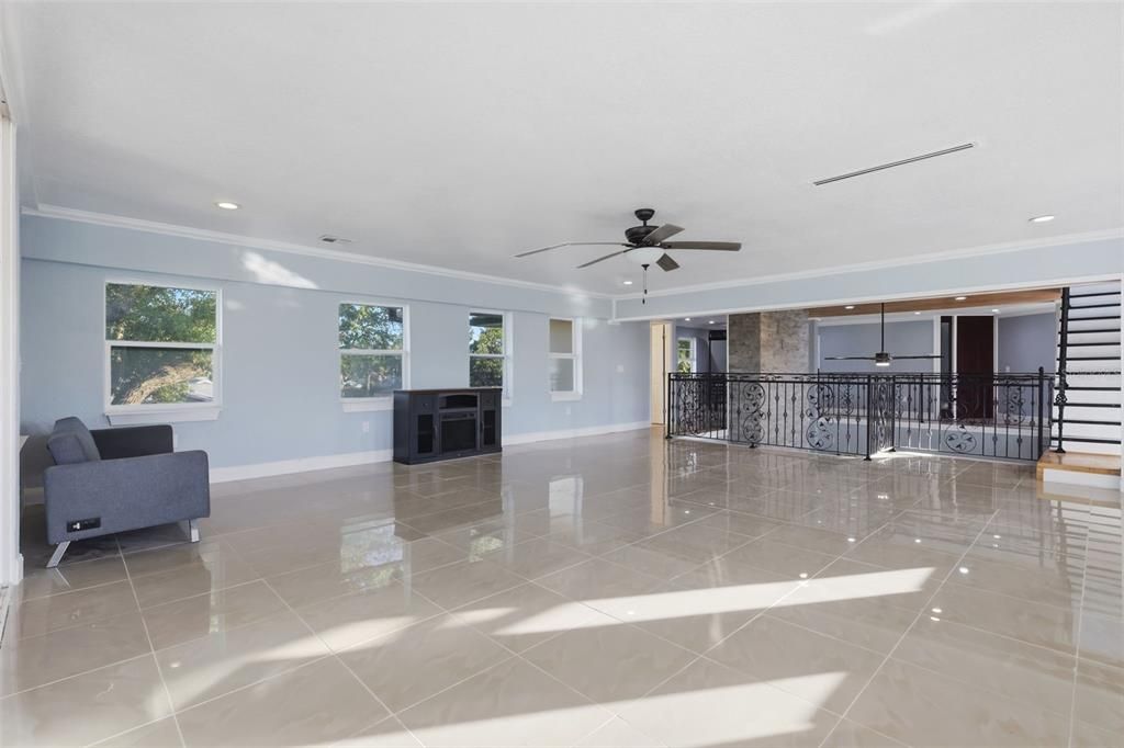 En Venta: $1,299,000 (8 camas, 5 baños, 6494 Pies cuadrados)