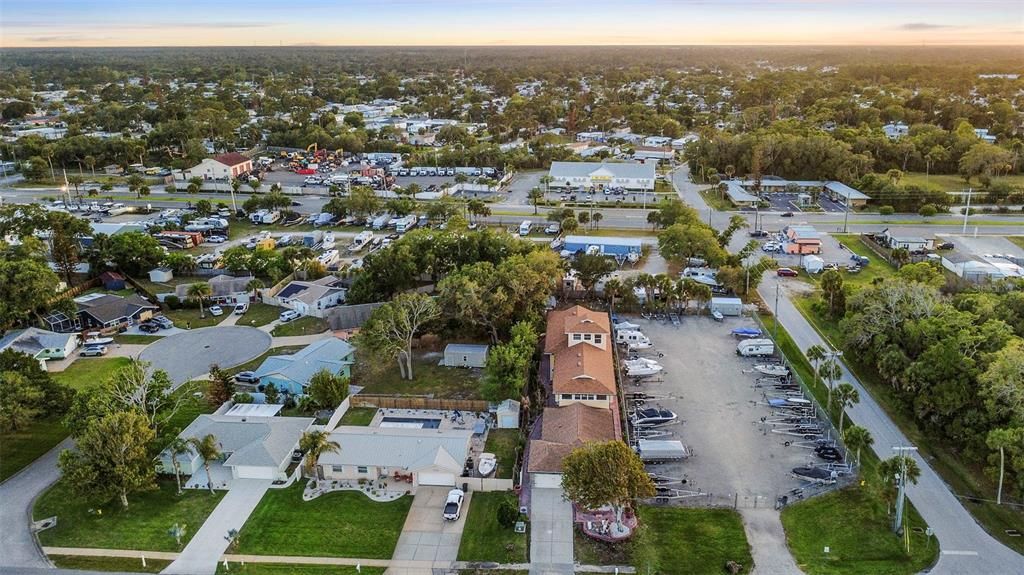 En Venta: $1,299,000 (8 camas, 5 baños, 6494 Pies cuadrados)