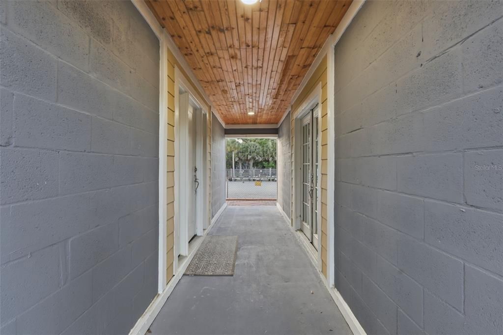 En Venta: $1,299,000 (8 camas, 5 baños, 6494 Pies cuadrados)