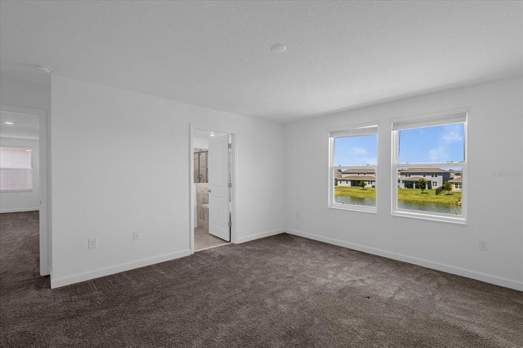 Active With Contract: $2,750 (4 beds, 2 baths, 2921 Square Feet)