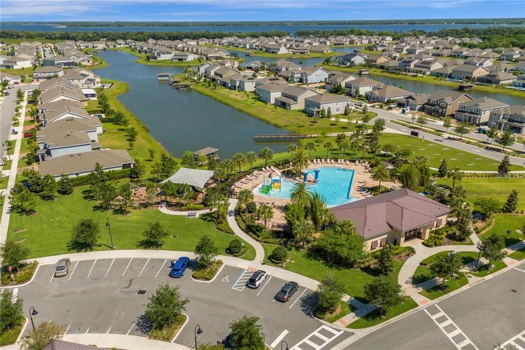 Active With Contract: $2,750 (4 beds, 2 baths, 2921 Square Feet)