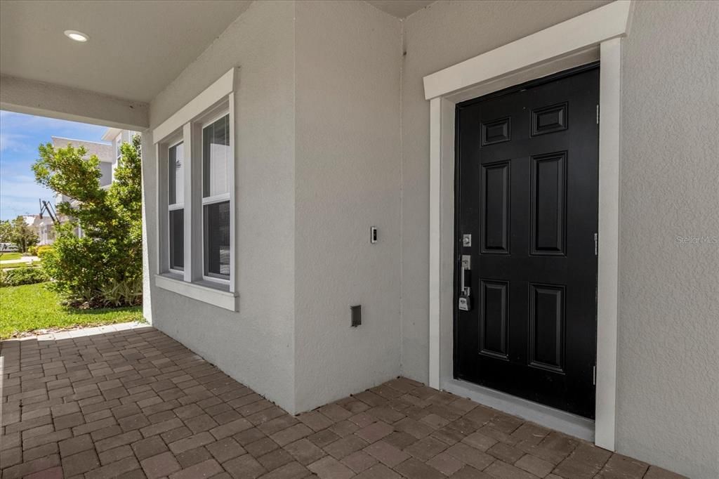 Active With Contract: $2,750 (4 beds, 2 baths, 2921 Square Feet)