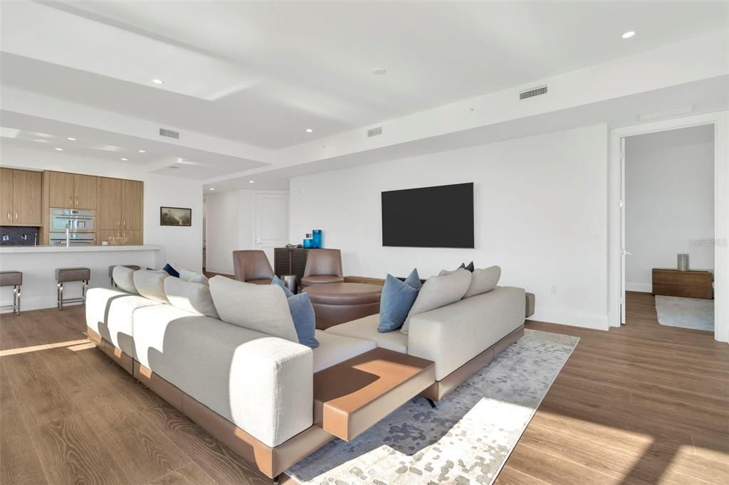 For Rent: $15,400 (3 beds, 3 baths, 2538 Square Feet)