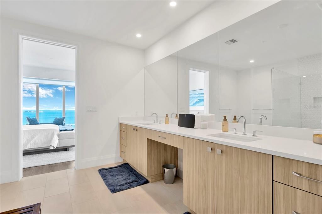 For Rent: $15,400 (3 beds, 3 baths, 2538 Square Feet)