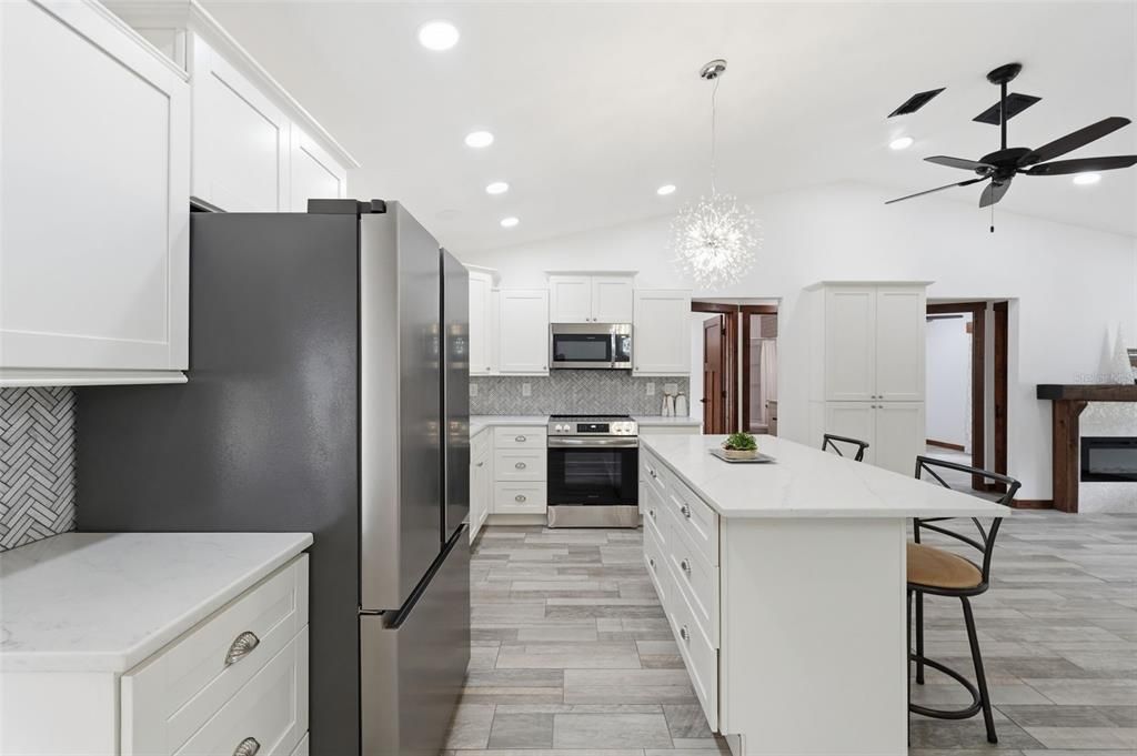 En Venta: $460,000 (3 camas, 2 baños, 1600 Pies cuadrados)