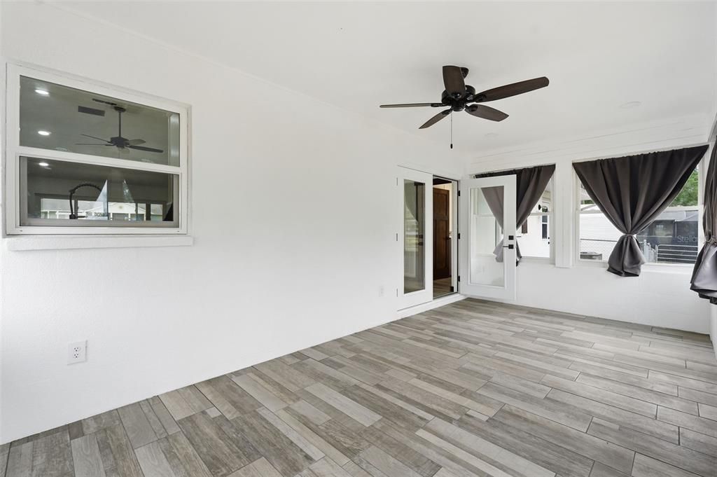 En Venta: $460,000 (3 camas, 2 baños, 1600 Pies cuadrados)