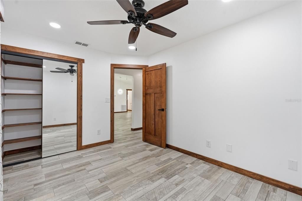 En Venta: $460,000 (3 camas, 2 baños, 1600 Pies cuadrados)