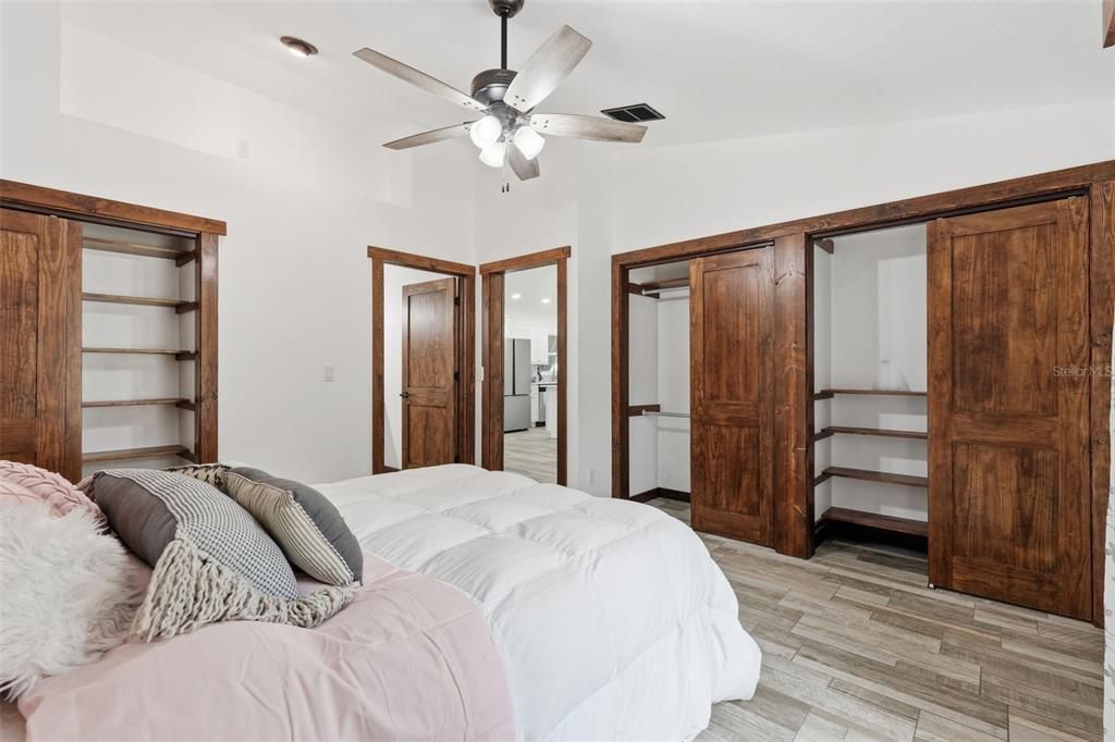 En Venta: $460,000 (3 camas, 2 baños, 1600 Pies cuadrados)