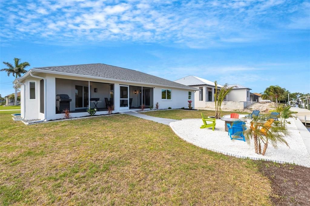На продажу: $699,000 (3 спален, 2 ванн, 1815 Квадратных фут)