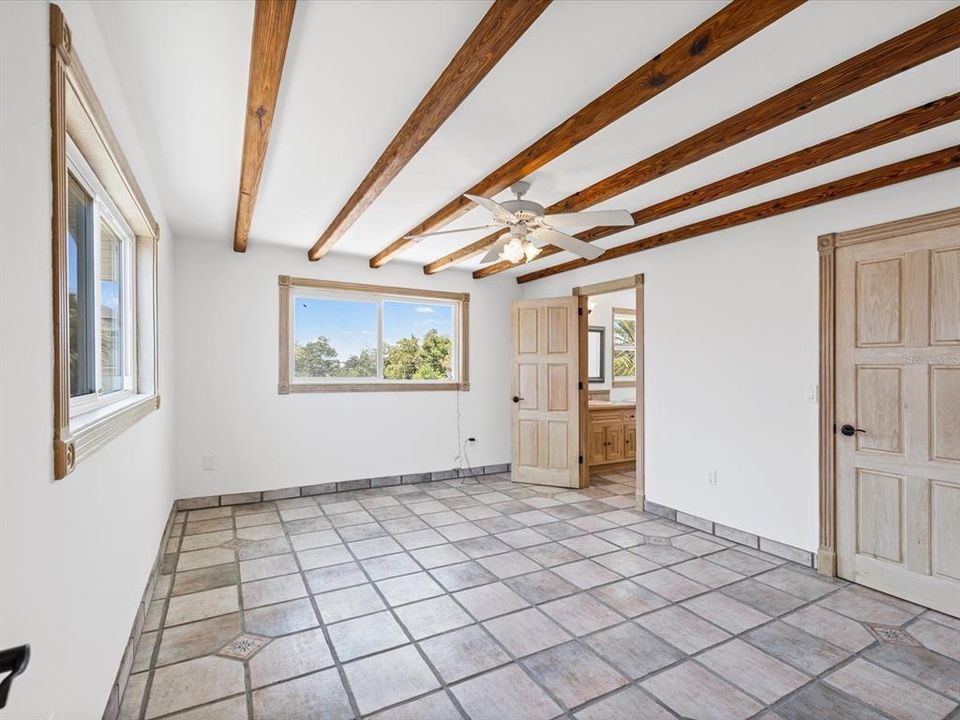 На продажу: $995,000 (2 спален, 3 ванн, 1440 Квадратных фут)