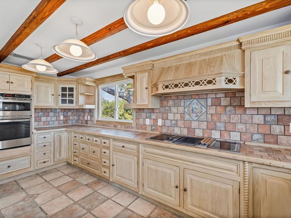 На продажу: $995,000 (2 спален, 3 ванн, 1440 Квадратных фут)