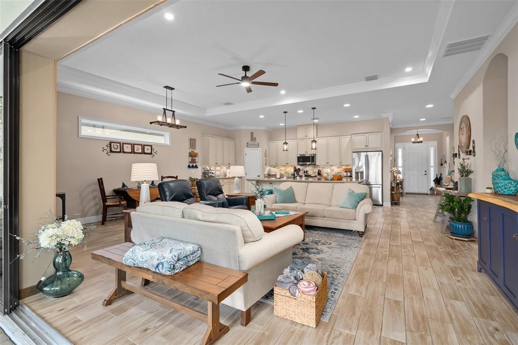 For Sale: $510,000 (2 beds, 2 baths, 1878 Square Feet)