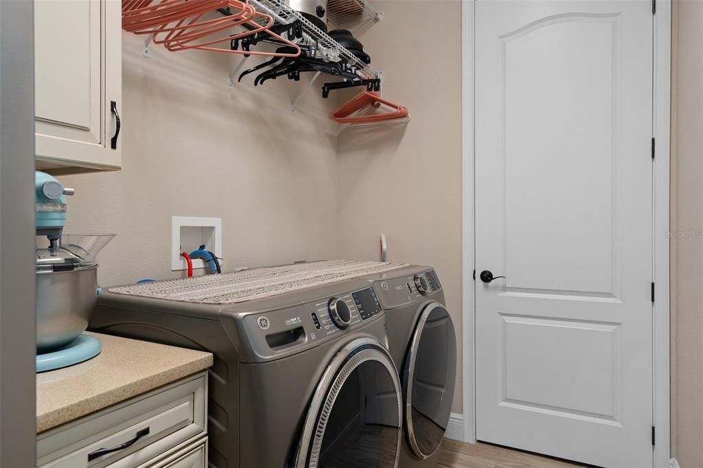 For Sale: $510,000 (2 beds, 2 baths, 1878 Square Feet)