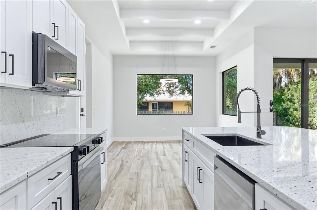 Active With Contract: $435,000 (3 beds, 2 baths, 1890 Square Feet)