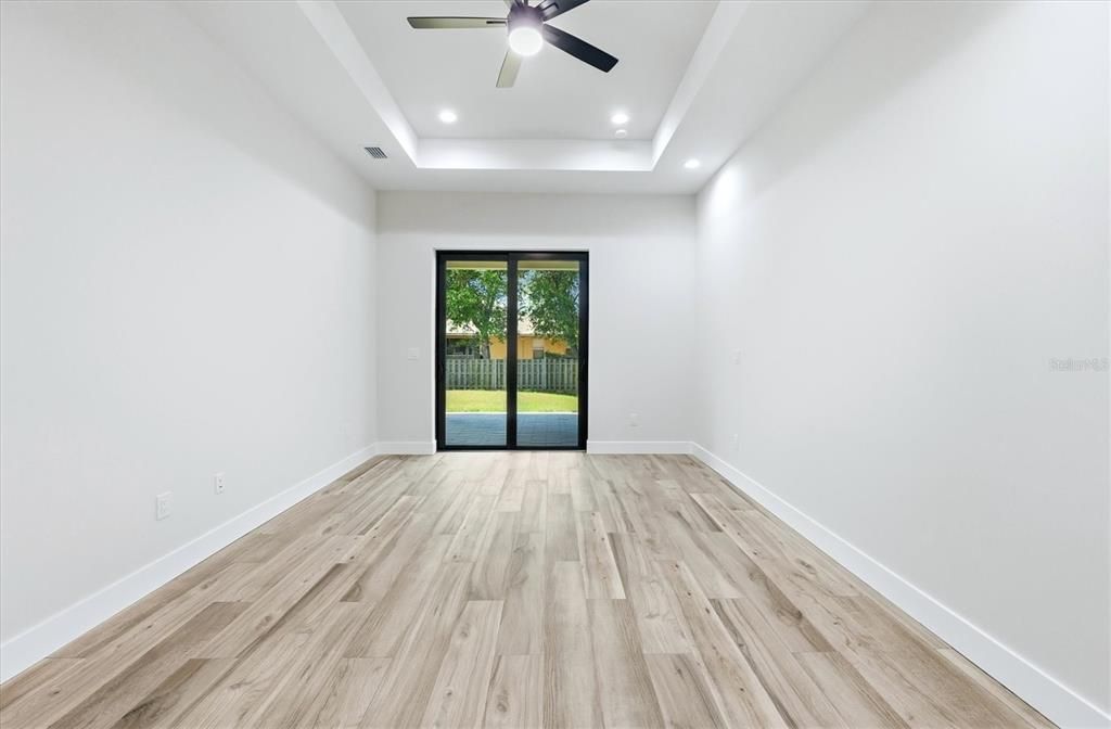 Active With Contract: $435,000 (3 beds, 2 baths, 1890 Square Feet)