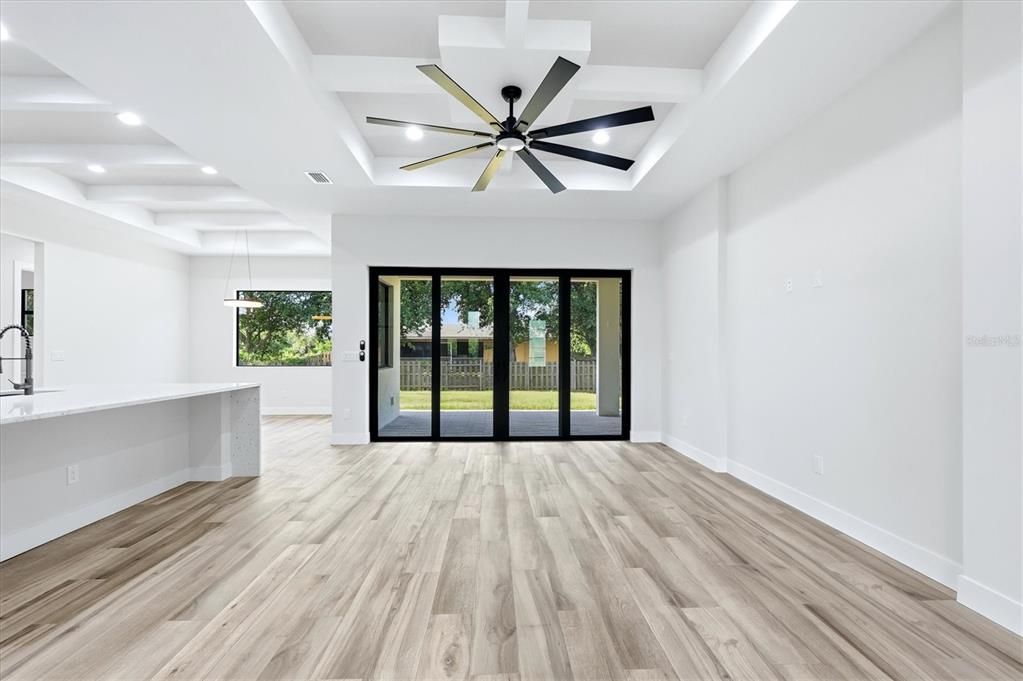 Active With Contract: $435,000 (3 beds, 2 baths, 1890 Square Feet)