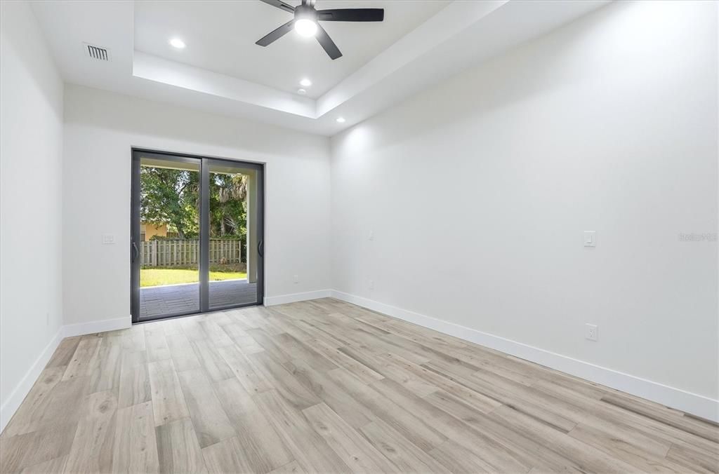 Active With Contract: $435,000 (3 beds, 2 baths, 1890 Square Feet)