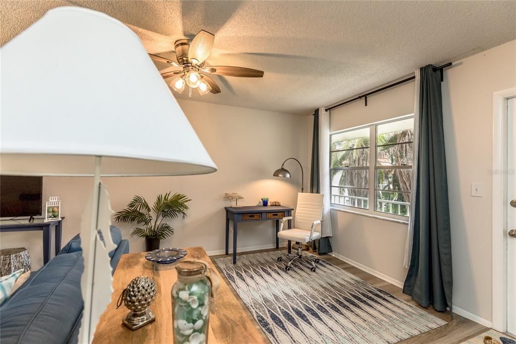 For Rent: $1,550 (1 beds, 1 baths, 750 Square Feet)