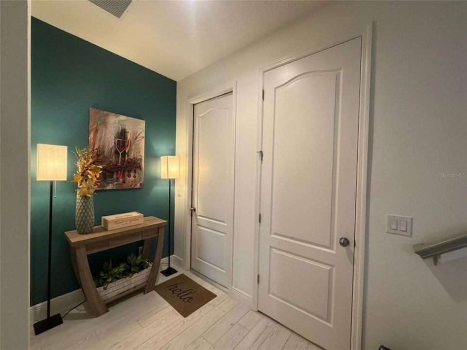 En Venta: $799,990 (5 camas, 4 baños, 4384 Pies cuadrados)