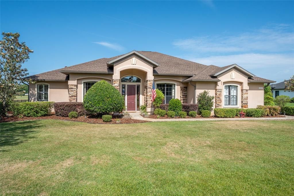 For Sale: $849,900 (3 beds, 2 baths, 2427 Square Feet)