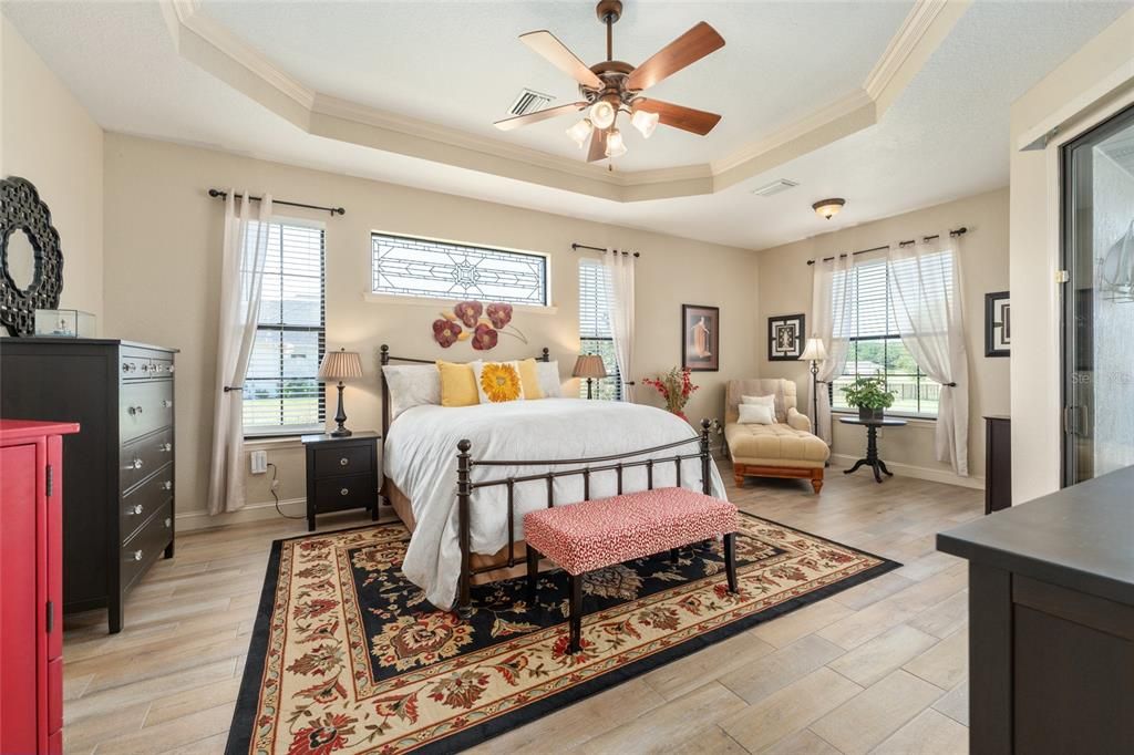 For Sale: $849,900 (3 beds, 2 baths, 2427 Square Feet)