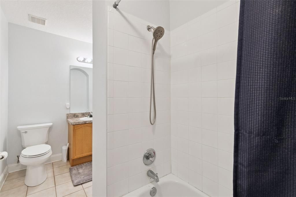 En Venta: $299,900 (3 camas, 2 baños, 1657 Pies cuadrados)