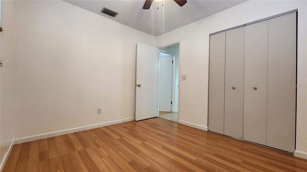 В аренду: $1,600 (2 спален, 1 ванн, 1119 Квадратных фут)