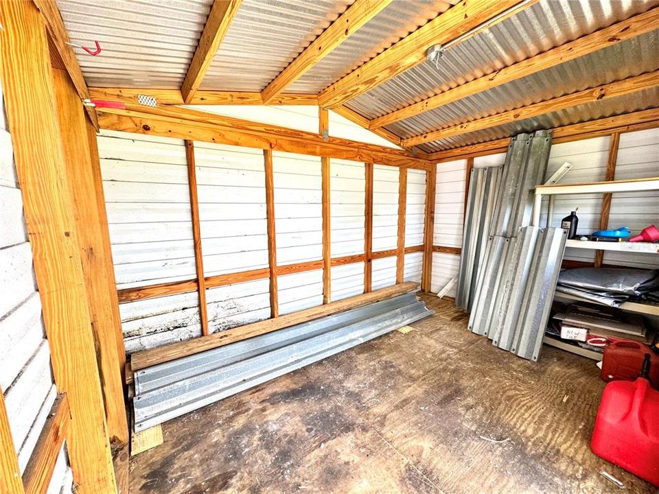 Activo con contrato: $485,000 (3 camas, 2 baños, 2432 Pies cuadrados)