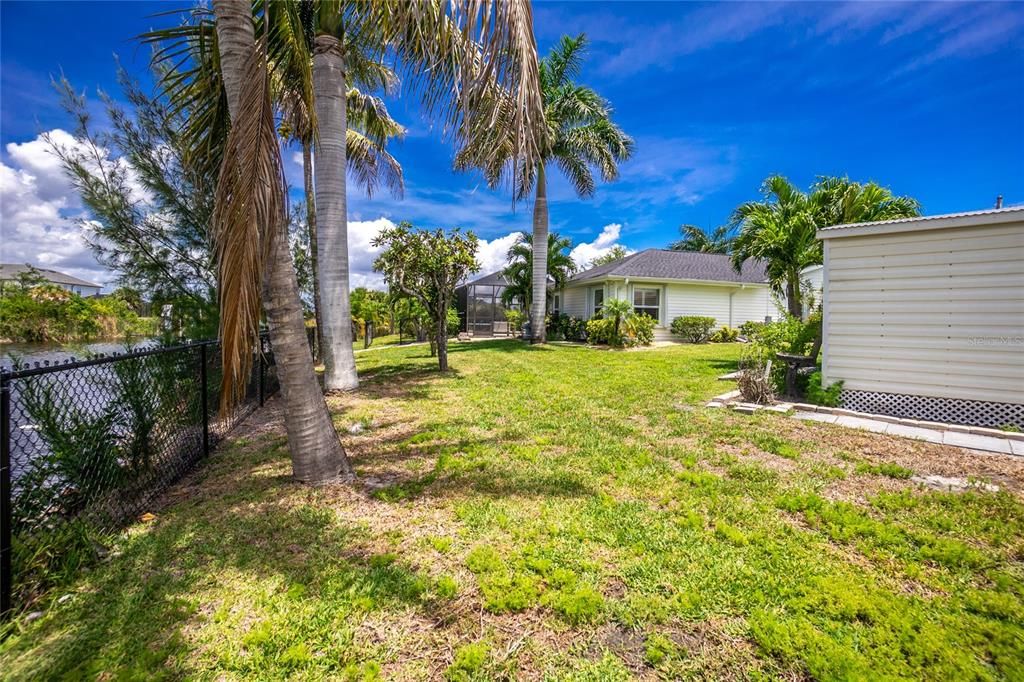 Activo con contrato: $485,000 (3 camas, 2 baños, 2432 Pies cuadrados)
