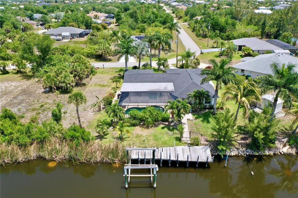 Activo con contrato: $485,000 (3 camas, 2 baños, 2432 Pies cuadrados)