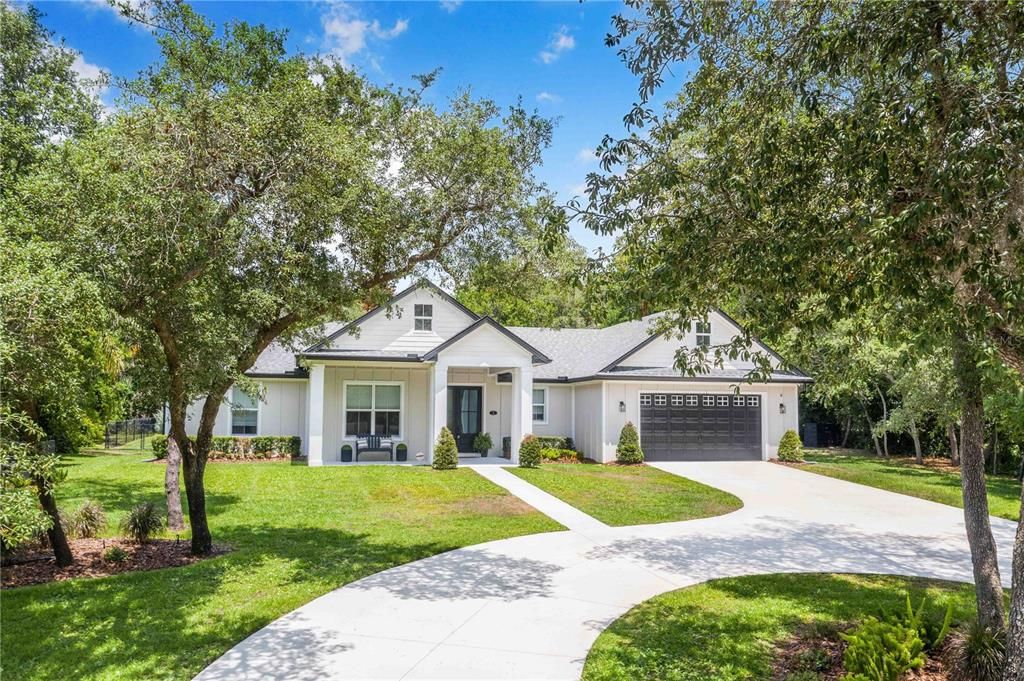 For Sale: $579,900 (4 beds, 2 baths, 2386 Square Feet)