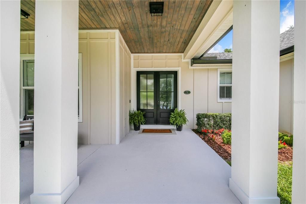 For Sale: $579,900 (4 beds, 2 baths, 2386 Square Feet)