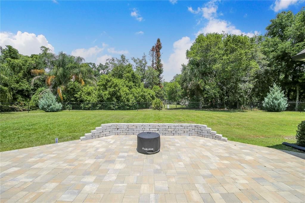 For Sale: $579,900 (4 beds, 2 baths, 2386 Square Feet)