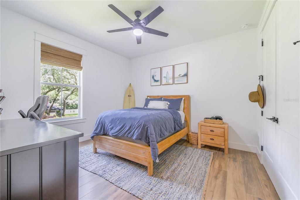For Sale: $579,900 (4 beds, 2 baths, 2386 Square Feet)