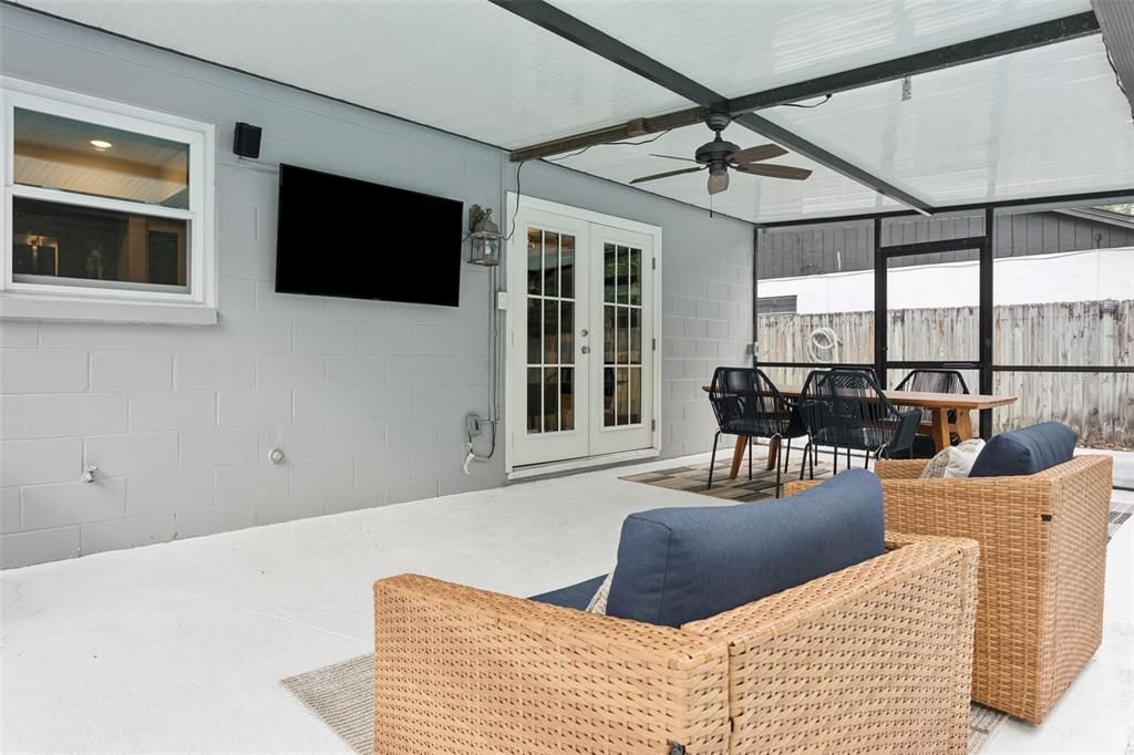 Active With Contract: $495,000 (4 beds, 2 baths, 1793 Square Feet)