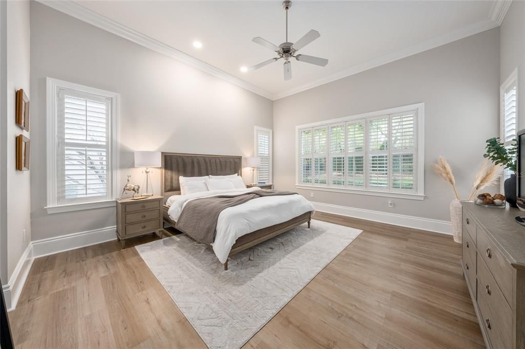 For Sale: $1,750,000 (3 beds, 3 baths, 1717 Square Feet)