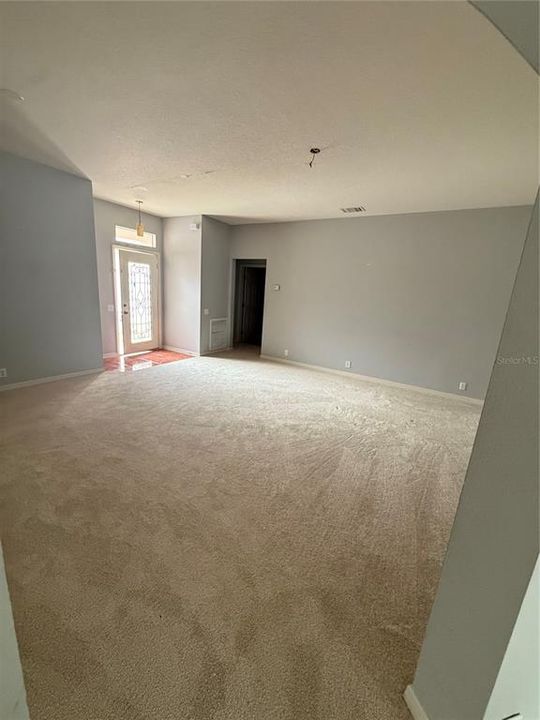 В аренду: $1,800 (3 спален, 2 ванн, 1626 Квадратных фут)