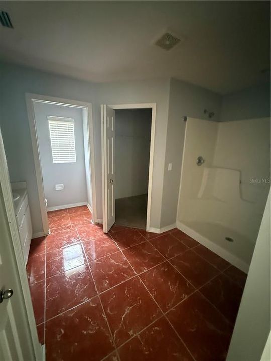 В аренду: $1,800 (3 спален, 2 ванн, 1626 Квадратных фут)