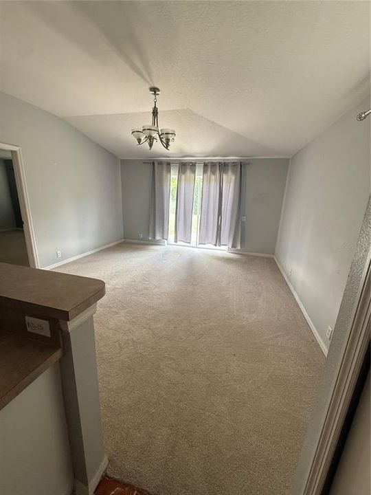 В аренду: $1,800 (3 спален, 2 ванн, 1626 Квадратных фут)