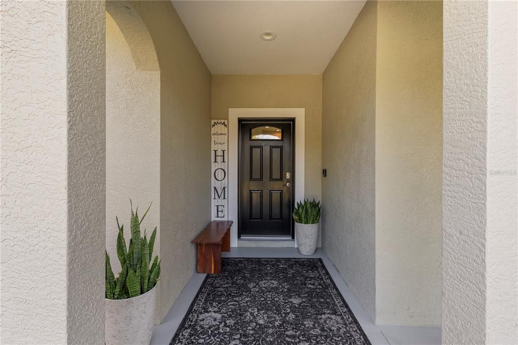 Activo con contrato: $389,000 (3 camas, 2 baños, 1555 Pies cuadrados)