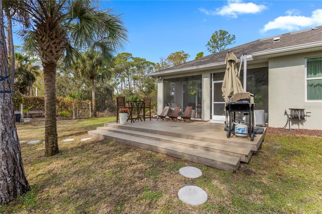 Activo con contrato: $389,000 (3 camas, 2 baños, 1555 Pies cuadrados)