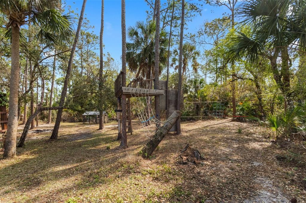 Activo con contrato: $389,000 (3 camas, 2 baños, 1555 Pies cuadrados)
