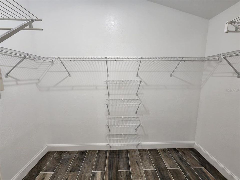 For Sale: $469,000 (4 beds, 2 baths, 2080 Square Feet)