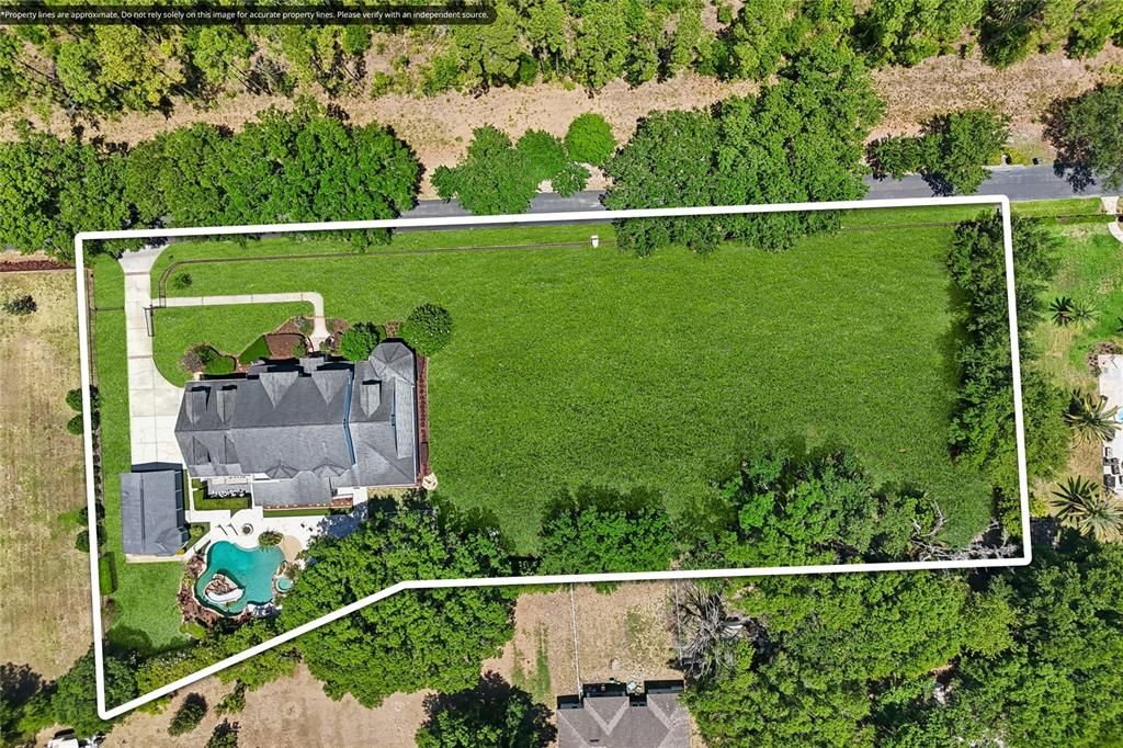 Activo con contrato: $2,599,000 (7 camas, 6 baños, 8047 Pies cuadrados)