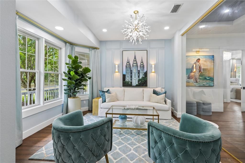 Activo con contrato: $2,599,000 (7 camas, 6 baños, 8047 Pies cuadrados)