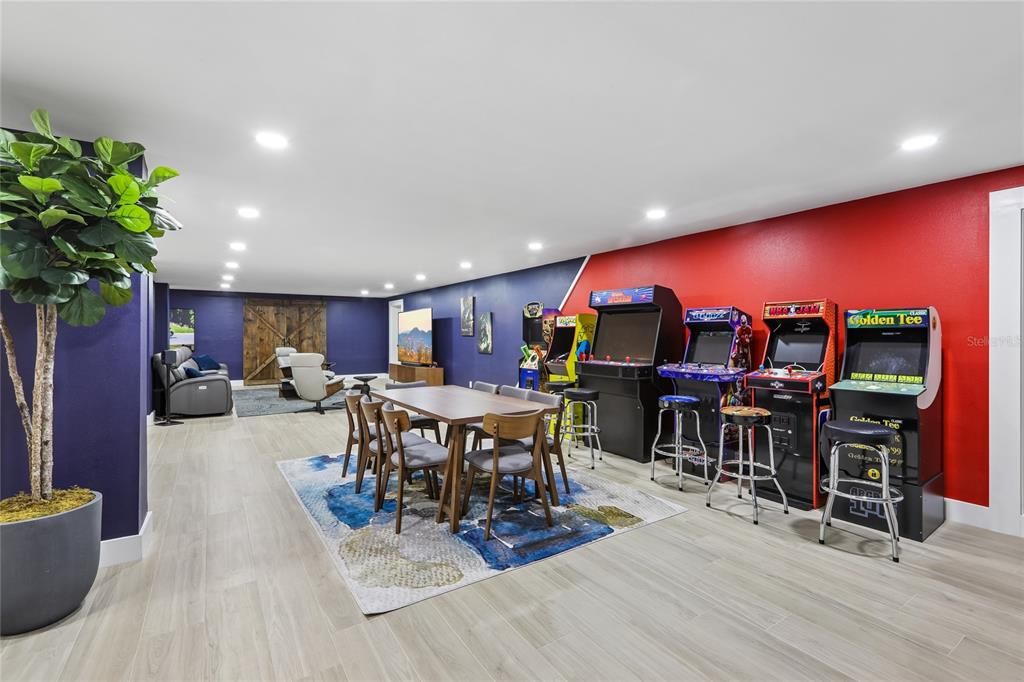 Activo con contrato: $2,599,000 (7 camas, 6 baños, 8047 Pies cuadrados)