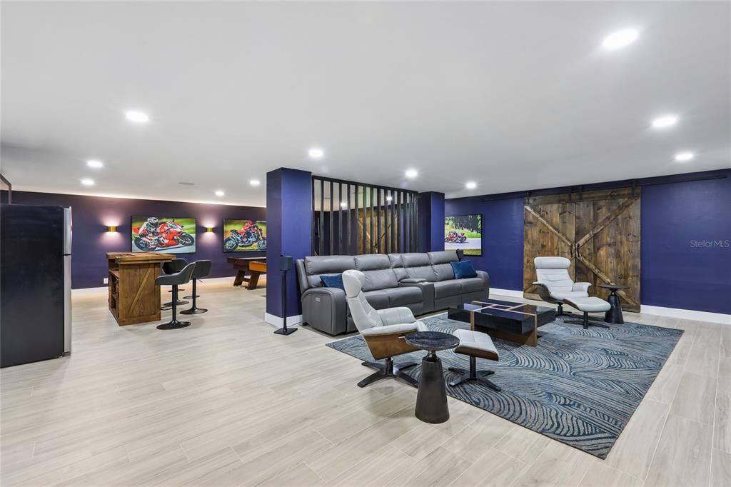 Activo con contrato: $2,599,000 (7 camas, 6 baños, 8047 Pies cuadrados)